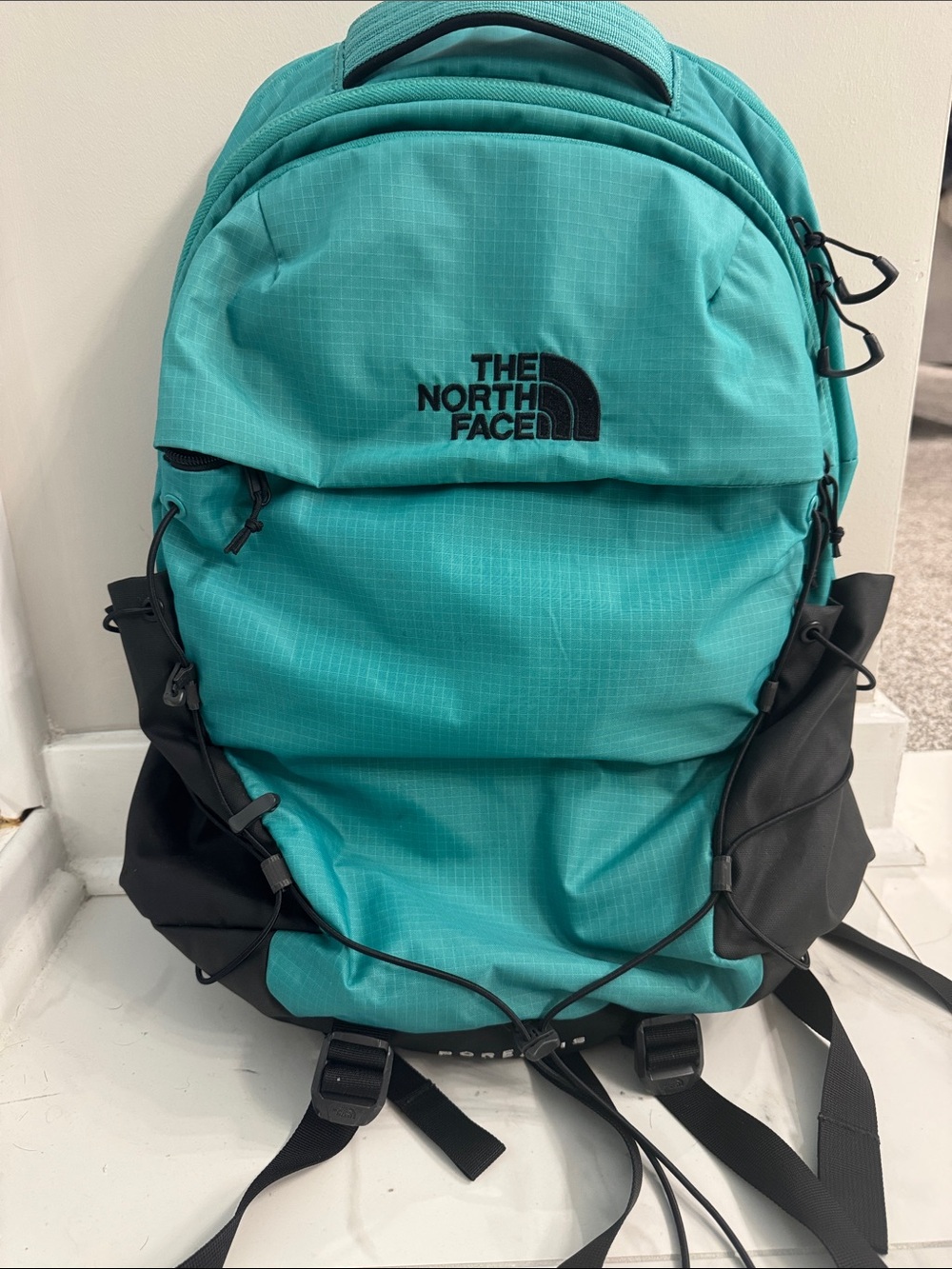 The North Face Men's Teal and Black Daypack